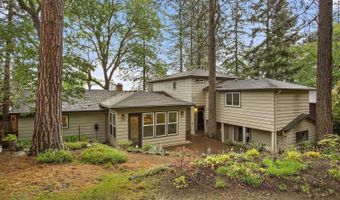 1070 Emma St, Ashland, OR 97520