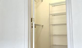 5605 HARRINGTON FALLS Ln F, Alexandria, VA 22312