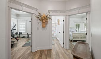 6216 WESTMINSTER Dr, Benton, AR 72019