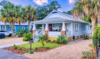 134 Sawyer Ln, Apalachicola, FL 32320