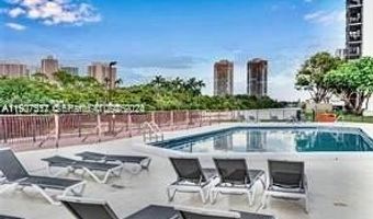 3401 N Country Club Dr 206, Aventura, FL 33180