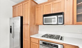 16244 SW GAGE Ln, Beaverton, OR 97006