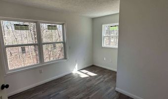 252 S Taxiway Dr, Albany, KY 42602