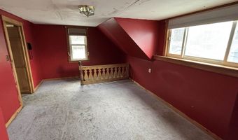 39 Abenaki Ln, Berlin, NH 03570