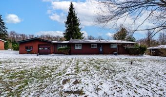 684 Sherwood Dr, Aurora, OH 44202