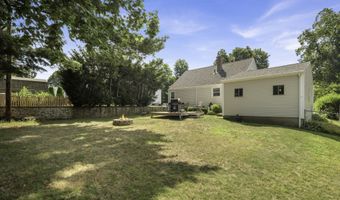 28 Rowe Pl, Bristol, CT 06010