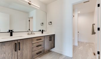 967 S 66TH Pl, Springfield, OR 97478