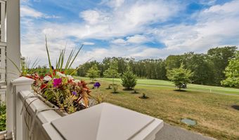 7 Longview Dr 105, Atkinson, NH 03811