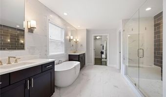 220 Briar Hollow Ln, Woodstock, GA 30188