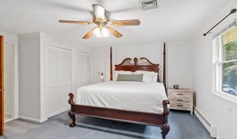 18 Mann St, Bellingham, MA 02019