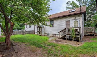 224 Walling Pl, North Middletown, NJ 07748