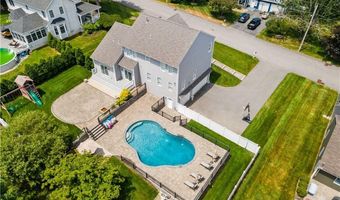 54 Michael Dr, Bristol, RI 02809