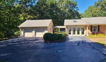 733 Morning Star Rd, Appomattox, VA 24522