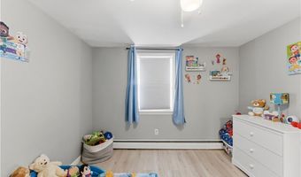29 Dix Ave, Johnston, RI 02919