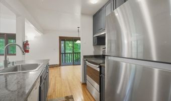 17 Village Way 6, Alloway, NJ 07462