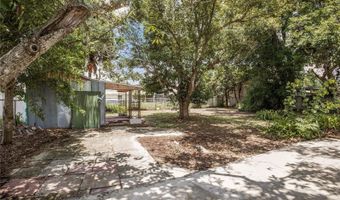 208 E WINTHROP St, Avon Park, FL 33825