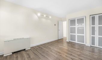 10320 WESTLAKE Dr E409, Bethesda, MD 20817