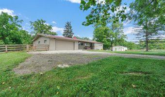 8462 Perrill Rd, Ashville, OH 43103
