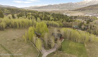 244 BLACK MOUNTAIN Ln, Alpine, WY 83128