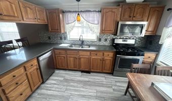 117 W Wapello St, Agency, IA 52530