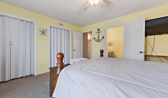 5015 1st Ave, Bay St. Louis, MS 39520