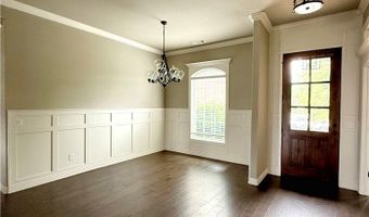 3200 Satinwood Ave, Bentonville, AR 72713