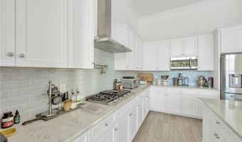 832 MANNS HARBOR Dr, Apollo Beach, FL 33572