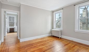 427 Spring St 2, Newport, RI 02840