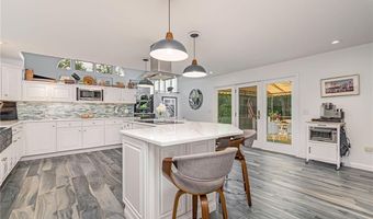 48 Wright Ln, Jamestown, RI 02835