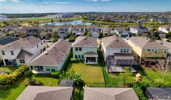 6136 VOYAGERS Pl, Apollo Beach, FL 33572