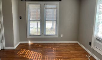 110 S Hubbard St, Alvord, TX 76225