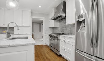 2 BELLEMORE Rd, Baltimore, MD 21210