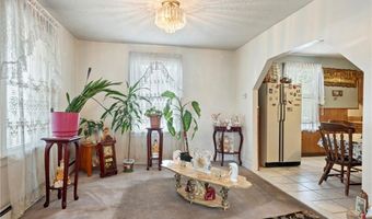 22 Parsons Ave, East Providence, RI 02914