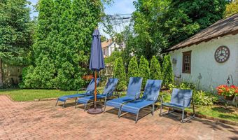 562 N Edgemere Dr, West Allenhurst, NJ 07711