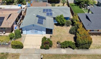 4914 Verde Dr, Oceanside, CA 92057