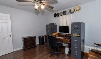 1204 Live Oak Dr, Alice, TX 78332