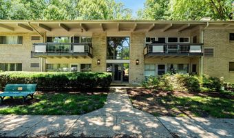 7758 DONNYBROOK Ct 101, Annandale, VA 22003