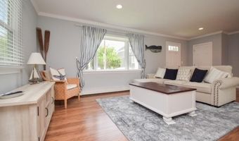39 Grafton St, Newport, RI 02840