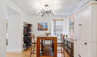 75 Pelham St A, Newport, RI 02840