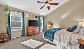 1452 Cedar Bluff Dr, Ballwin, MO 63021