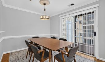 6607 THACKWELL Way 2203, Alexandria, VA 22315