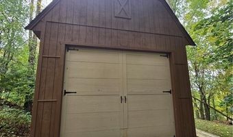 381 Woonsocket Hill Rd, North Smithfield, RI 02896
