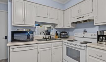 301 Commerce Way 301, Atlantic Beach, NC 28512