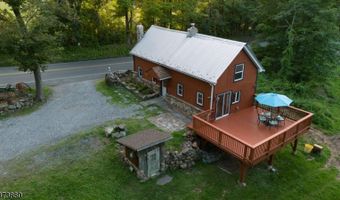 226-248 Barrett Rd, Alloway, NJ 07422