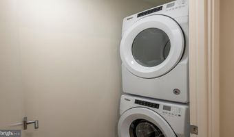 4710 ELM St 0B-W-1101, Bethesda, MD 20814