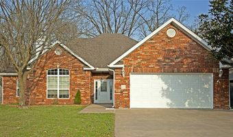 310 Old Forge Dr, Bentonville, AR 72712