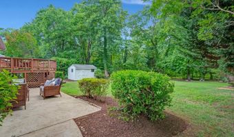 4808 BRADFORD Dr, Annandale, VA 22003