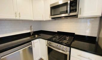144 Kenrick St 34, Boston, MA 02135