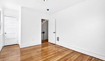 408 East Ave, Bridgeport, CT 06610