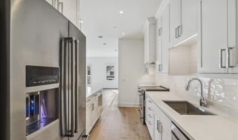 106 ANNAPOLIS St 203, Annapolis, MD 21401